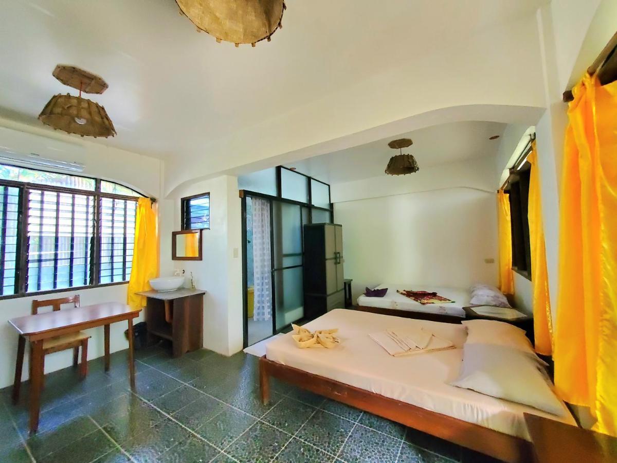แพททริค ออน เดอะ บีช Hotel เจเนอรัลลูนา ภายนอก รูปภาพ