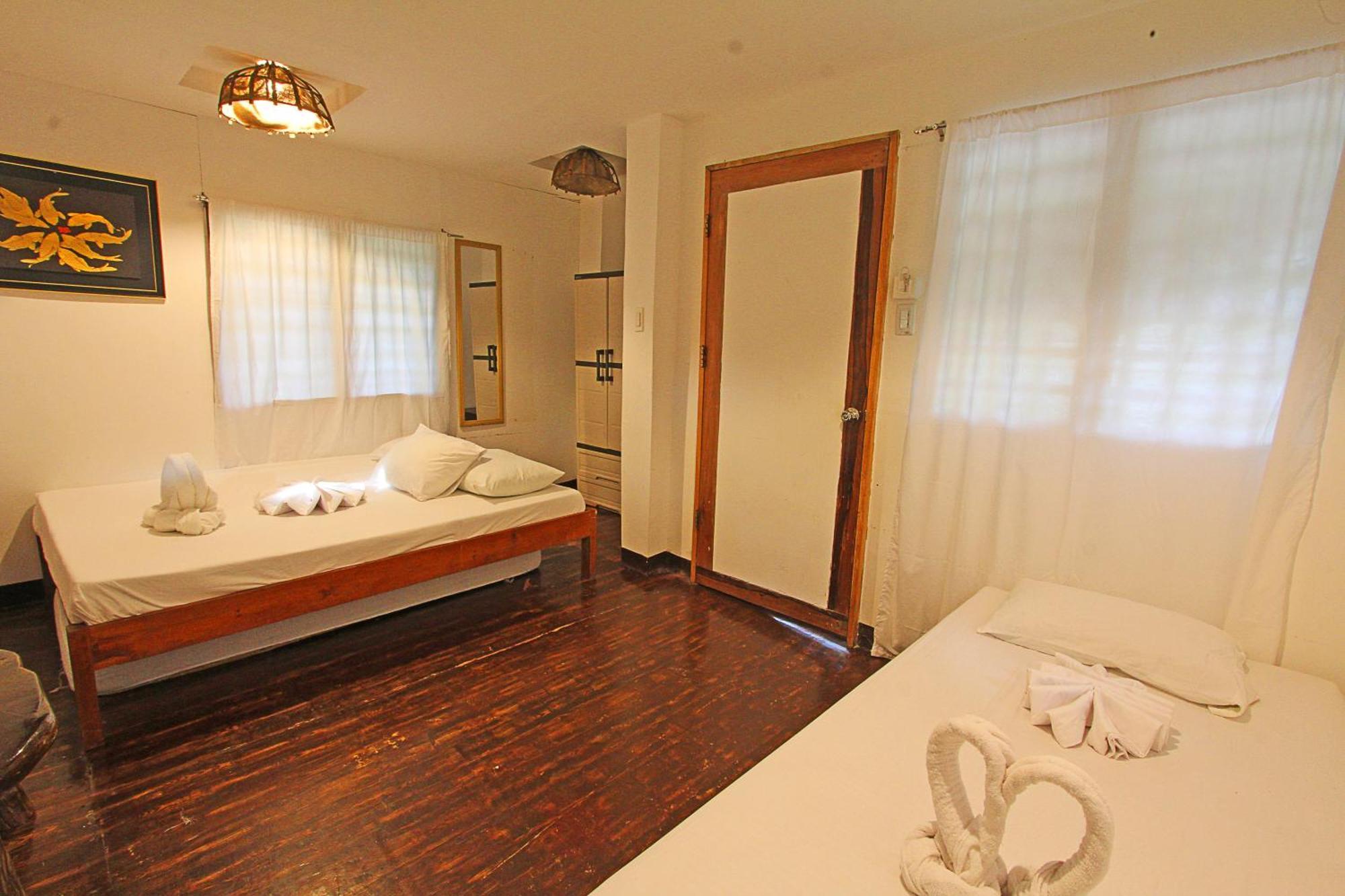 แพททริค ออน เดอะ บีช Hotel เจเนอรัลลูนา ภายนอก รูปภาพ