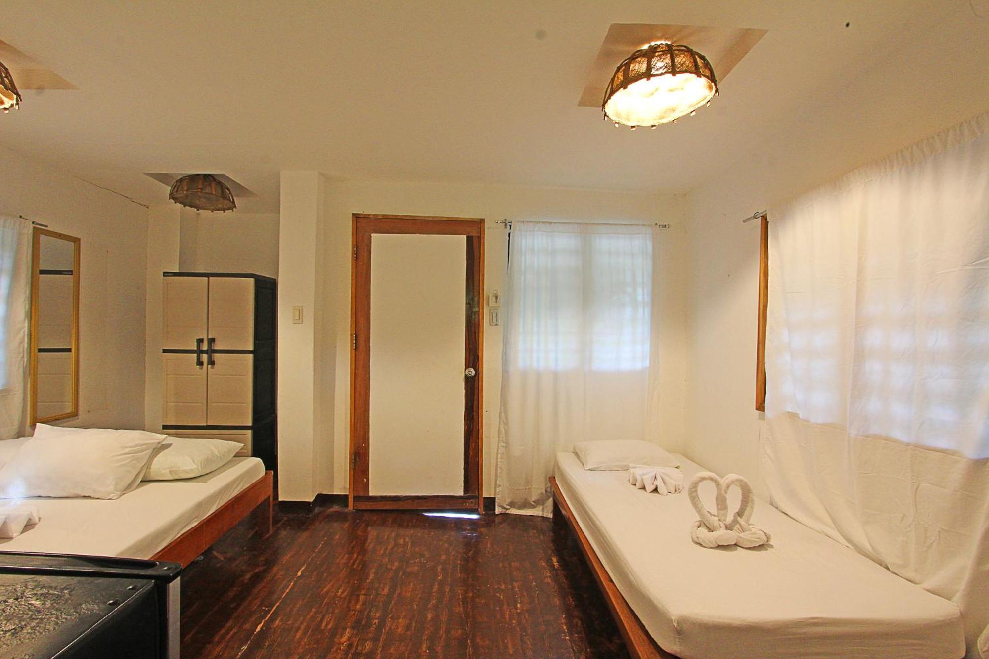 แพททริค ออน เดอะ บีช Hotel เจเนอรัลลูนา ภายนอก รูปภาพ